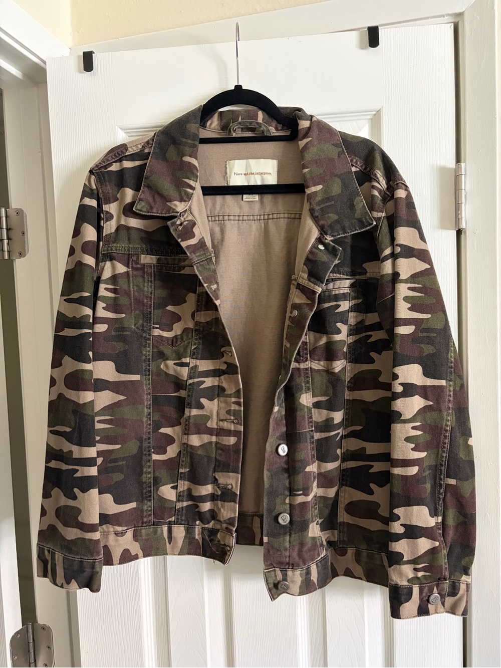 Camo Women’s Utility Jacket